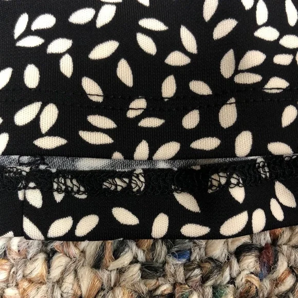 Talbots Black & White Leaf Print Midi Skirt - Size XS - Picture 8 of 9